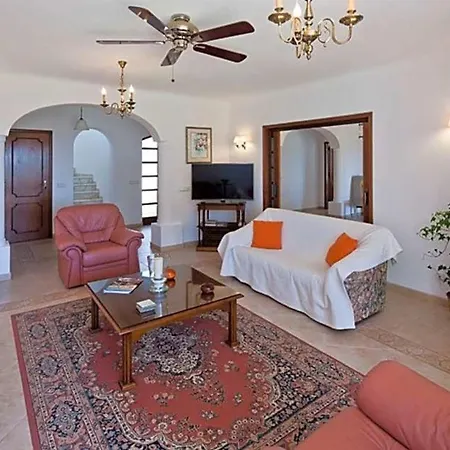 Vila Carvoeiro Sleeps 14 Pool Air Con Wifi *