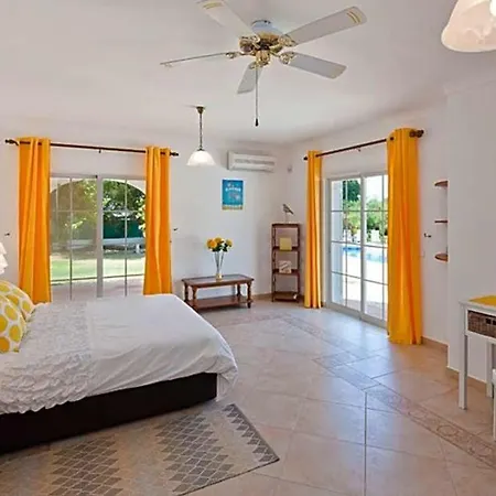 Carvoeiro Sleeps 14 Pool Air Con Wifi Carvoeiro