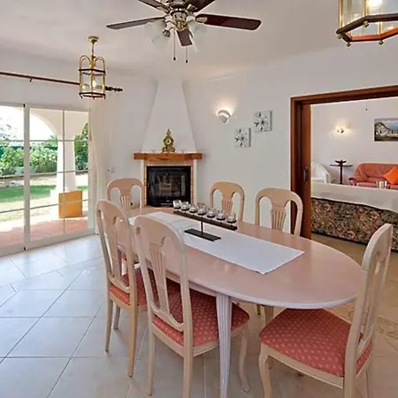 فيلة Carvoeiro Sleeps 14 Pool Air Con Wifi كارفويرو